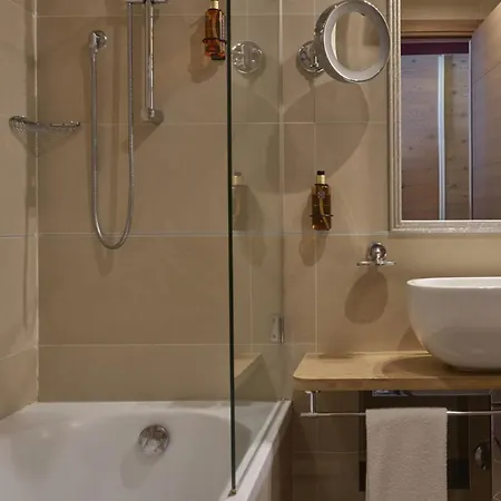 Sansicario Majestic 4*