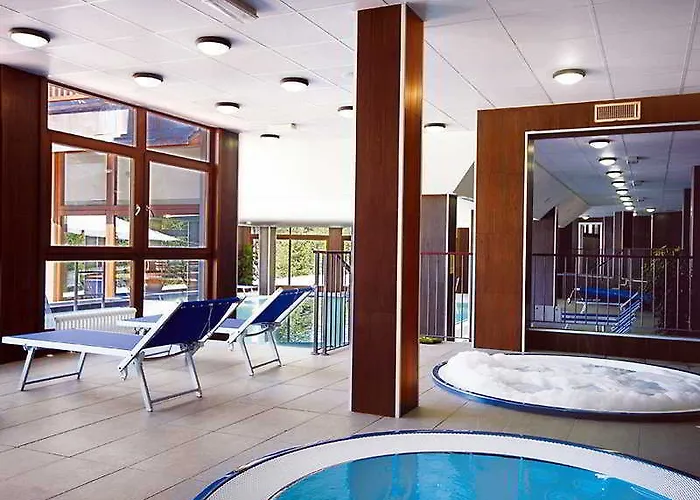 فندق Sansicario Majestic تْشيسانا تورَنيسي